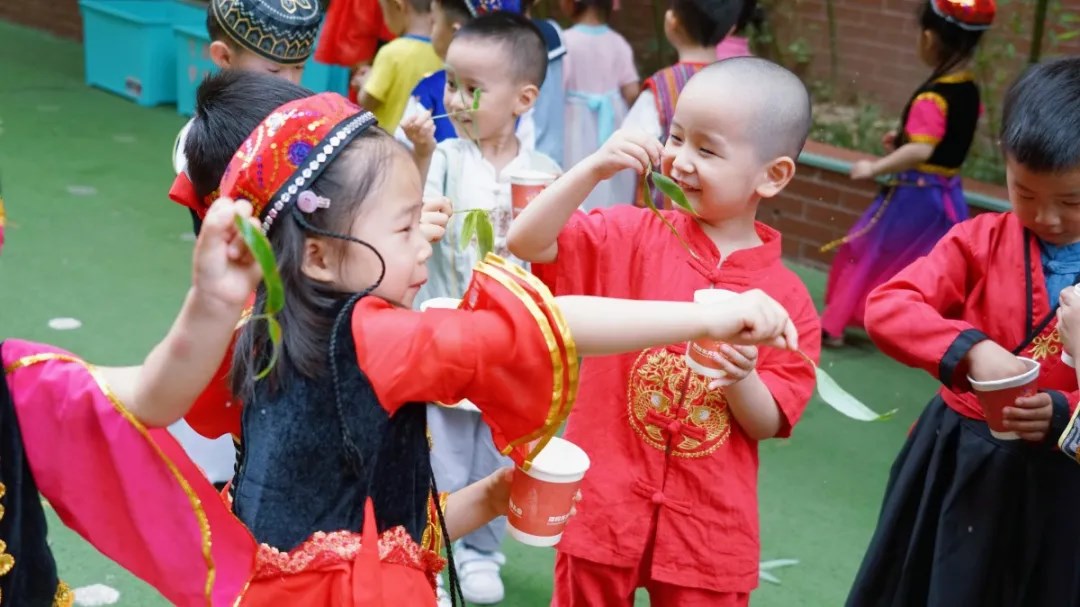 洛陽東方外國語幼兒園獻禮建黨一百年暨六一民族大聯(lián)歡活動