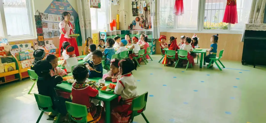 洛陽東方外國語幼兒園獻禮建黨一百年暨六一民族大聯(lián)歡活動