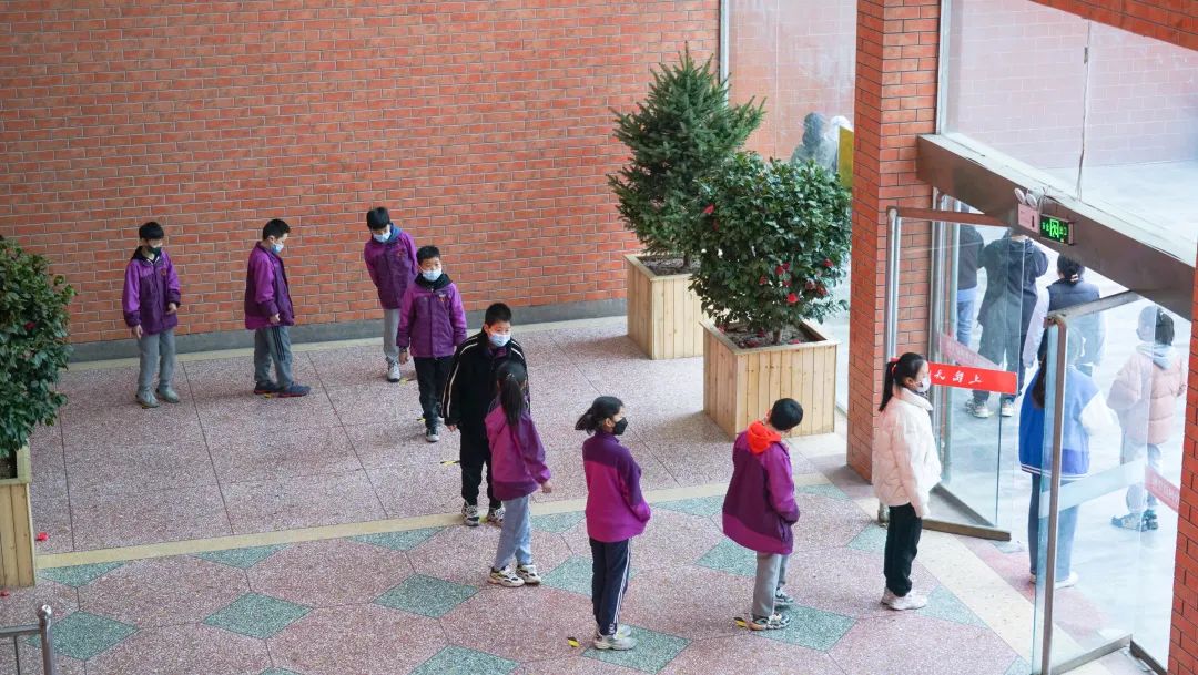 繁花似錦綻校園，核檢護(hù)航保平安